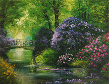 Kort med motiv av en elv med grønne trær og frodige, blomsterfylte busker langs bredden. En gammel bro går over elven. Bilde.