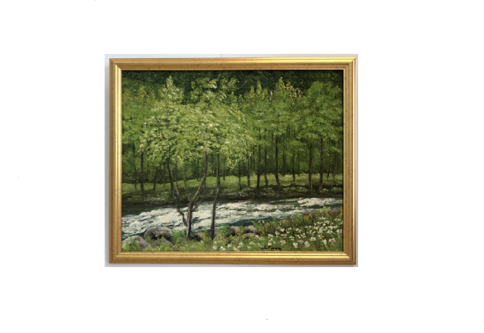 Originalmaleri av munnmaler Sigrid Slora. Naturmotiv med elv og trær. Bilde.